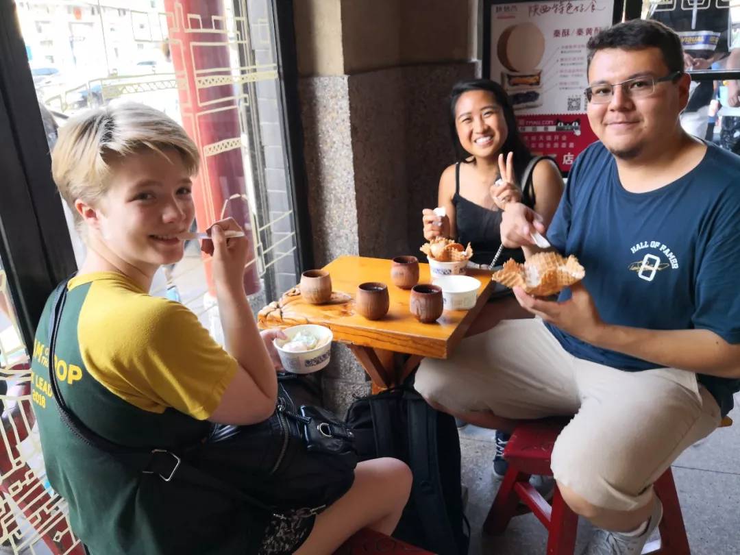 中国青年大使与加拿大青年领袖西安、成都行结束