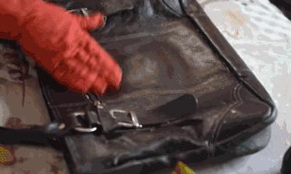 沙发脏了不能拆没有吸尘器怎么洗,沙发特别脏没法拆怎么清洗