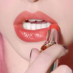 口红推荐夏季淡颜色好看,七夕节送什么口红给老婆