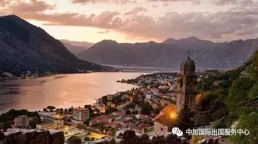 持加拿大签证可免签进入美国吗,芝麻分750免签加拿大是什么签证