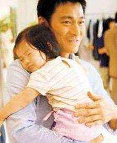 全世界最尊贵的5个小公主,世界上最金贵的公主