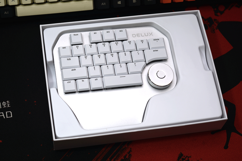 设计师专属，多彩Designer单手机械键盘开箱体验