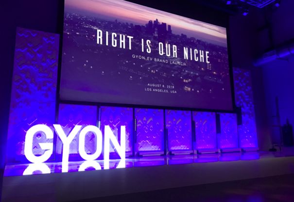 蝙蝠侠车设计,蝙蝠侠电动车