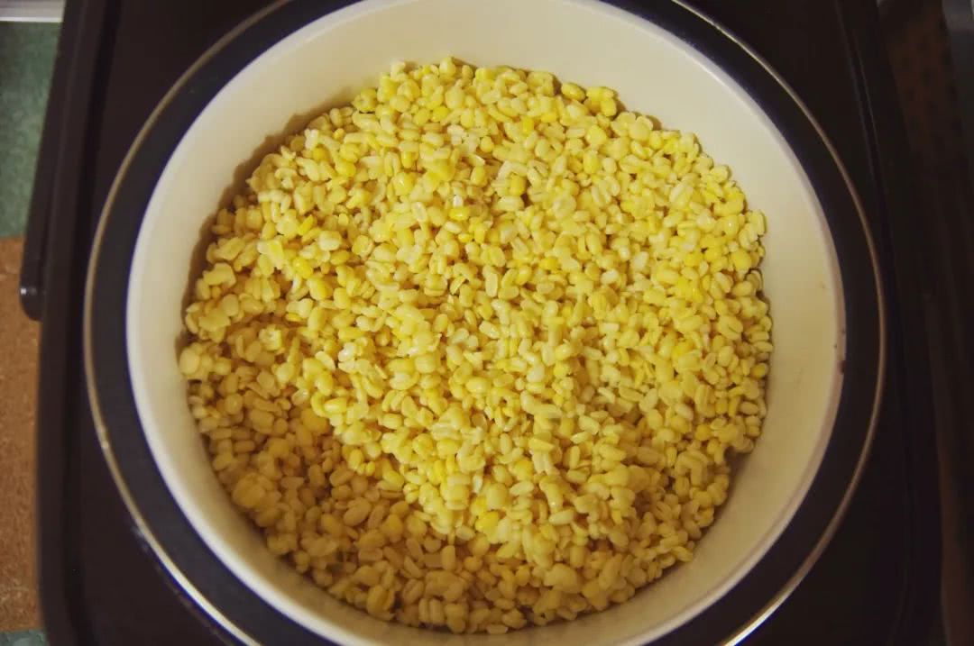 如何在家做入口即化的绿豆糕,入口即化的绿豆糕在家也能做