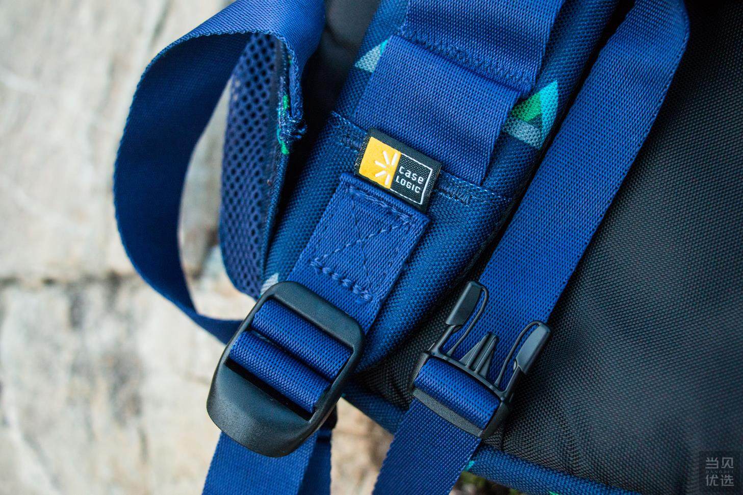 caselogic双肩电脑包防水吗,杰斯伯双肩包测评