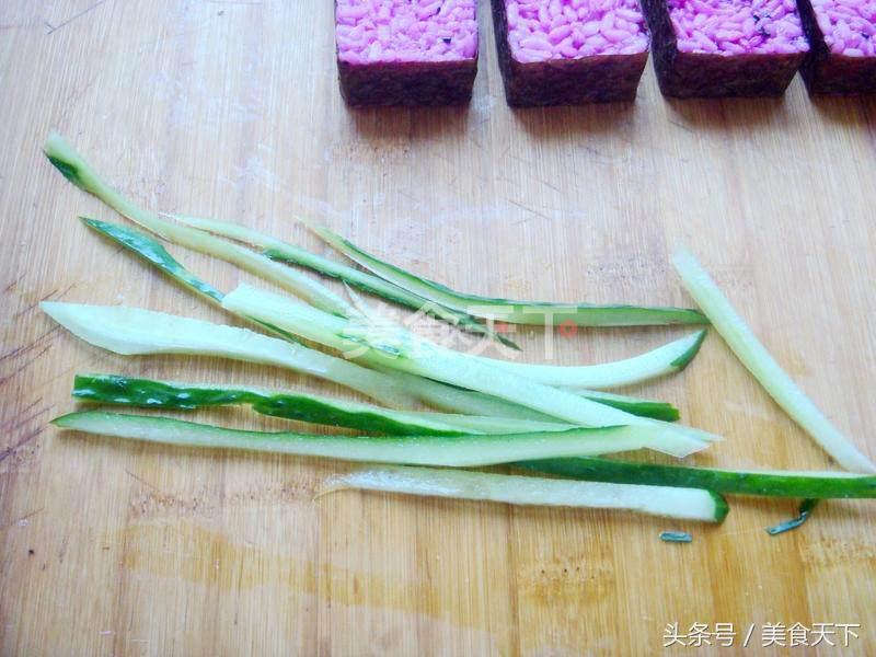 寿司怎么卷才结实日本,寿司怎样卷才不会松视频