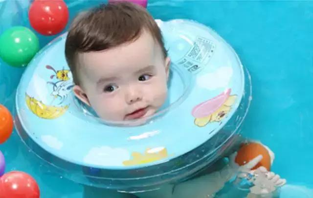 经常给宝宝一惊一乍的危害,这几样东西正在悄悄危害宝宝健康