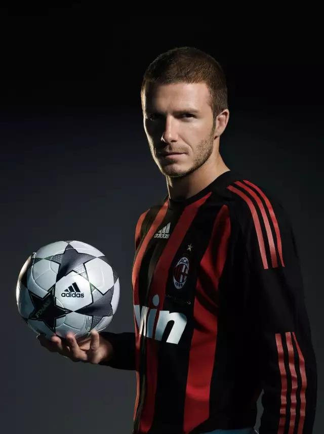 足球头像ins高级质感,足球俱乐部队徽微信头像