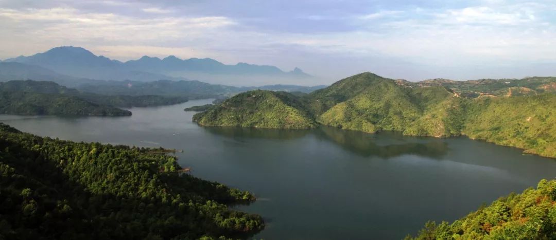金庸笔下最美的十大旅游景点,金庸笔下的绝美风景