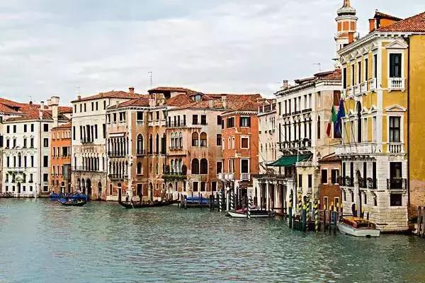 拉斯维加斯，一个你永远无法说No的城市！