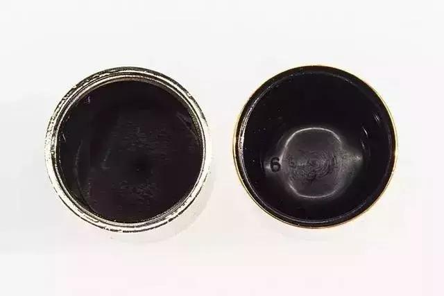 容易辨别真假的口红,鉴别假口红