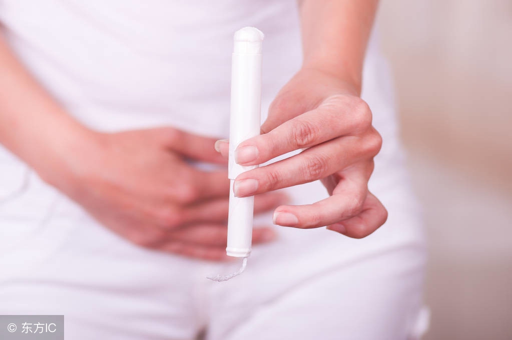 怎么区分是月经还是子宫异常出血,子宫异常出血怎么治