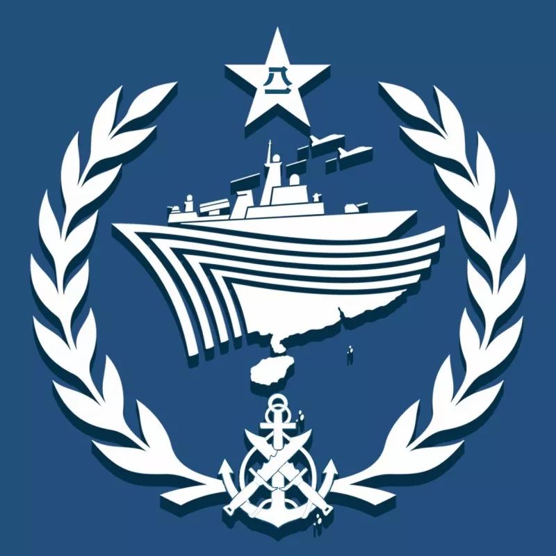 又是帅气的子弟兵！水兵归营途中救助发病昏厥妇女