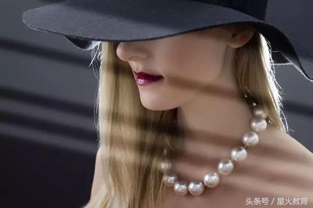 孩子爱打扮怎么教育,孩子爱打扮不影响学习好吗