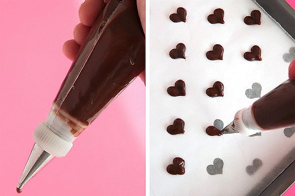 用甜品向你发射爱的小心心，提前预定七夕的甜蜜暴击！