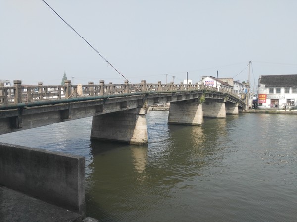 绍兴湖面上的桥,绍兴越城的桥