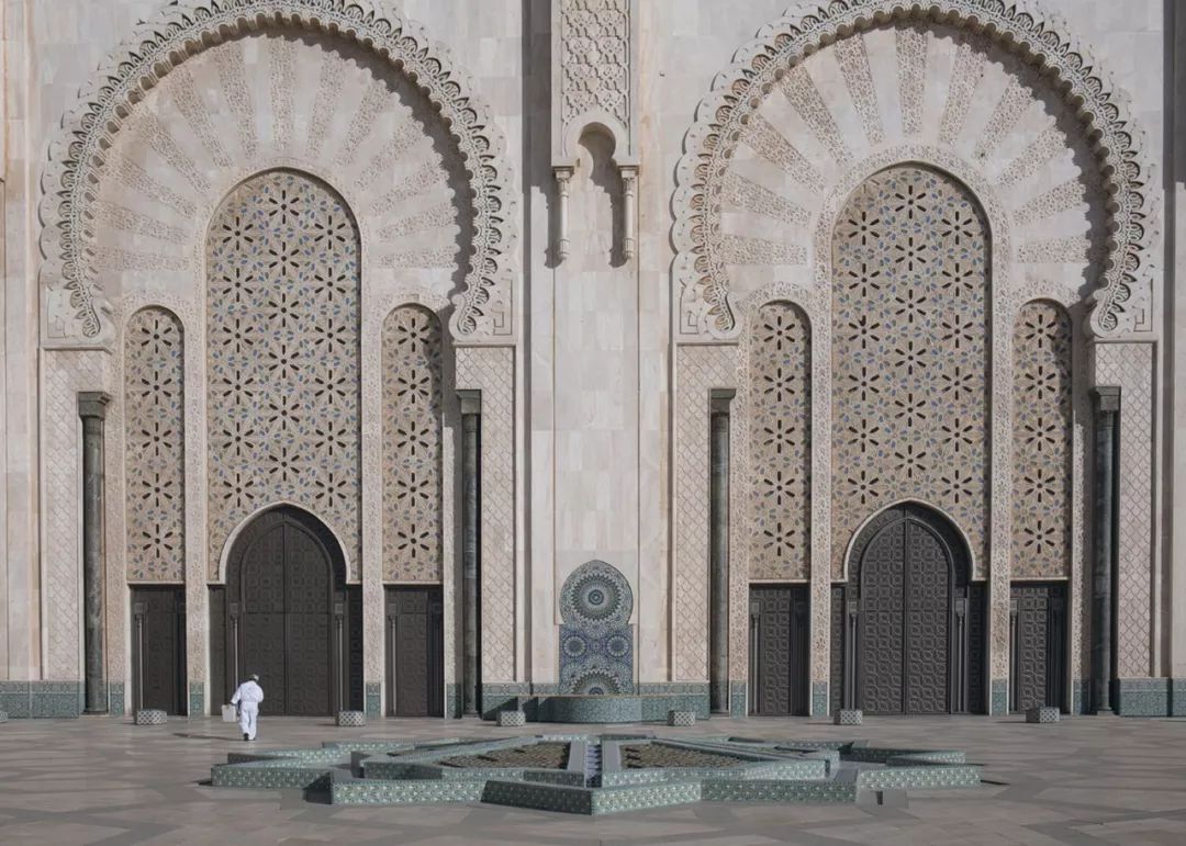 解压！美哭的对称建筑，瞬间治愈强迫症患者