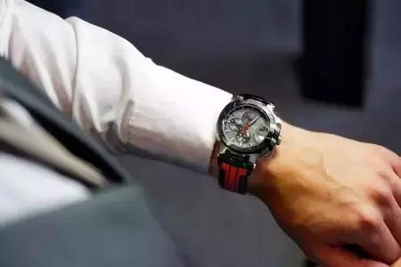 买二手表要注意什么细节,买二手表需要询问什么问题