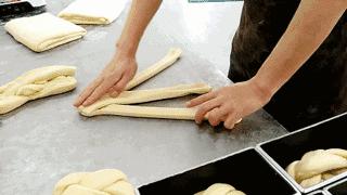 易悦｜喜释品牌创始人庄露露：全能女学霸用吐司勾勒的烘焙王国