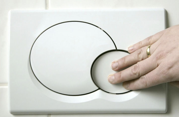 马桶品牌及型号怎么选,马桶同品牌的便宜的和贵的区别