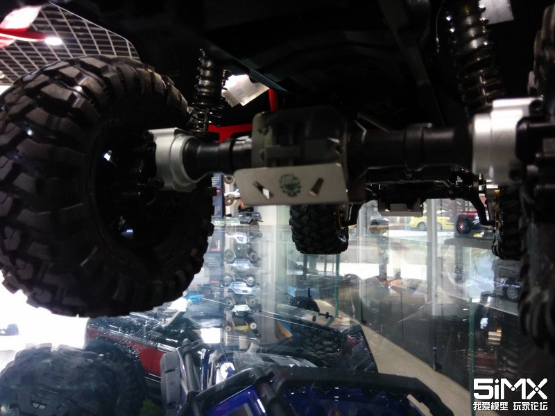 traxxastrx-4战术版迷彩,traxxastrx-4烈马开箱