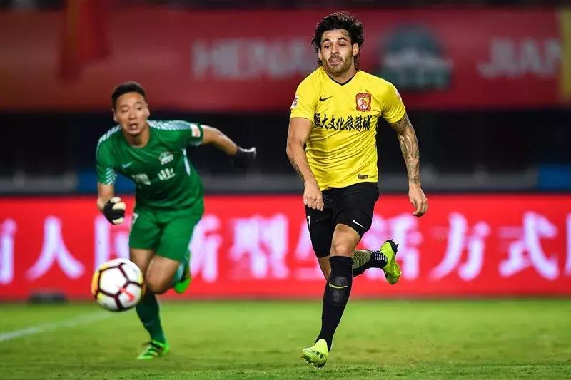 广州恒大vs河南建业七脚反击,河南建业2:5广州恒大