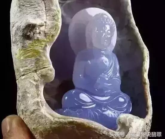 缅甸翡翠摆件翡翠观音挂件价格,花100万购买的翡翠
