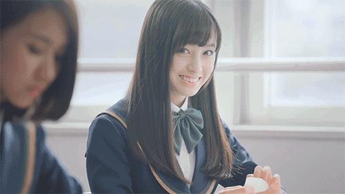 巩皇几岁了,巩皇年轻的时候有多美