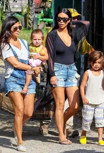 到公司上班可以穿短裤吗 (短裤怎么穿出高级范儿)