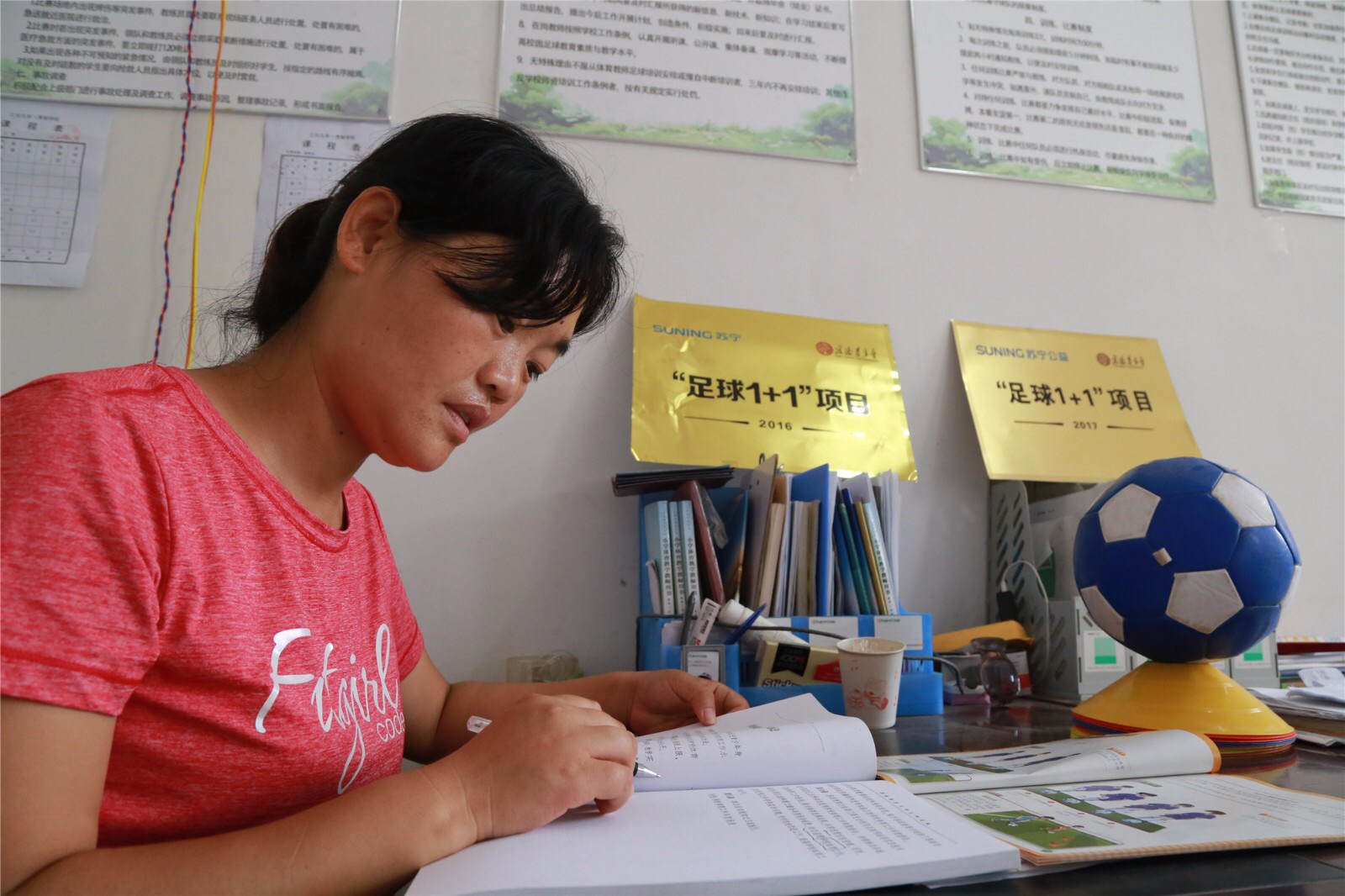 少年足球梦免费完整版,中超江苏苏宁足球赛