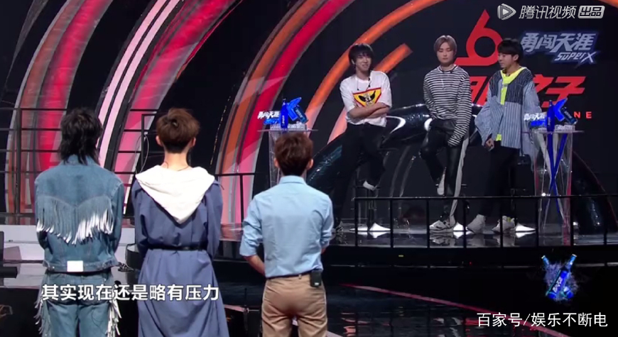 明日之子何炅华晨宇,明日之子何炅帮选手圆场