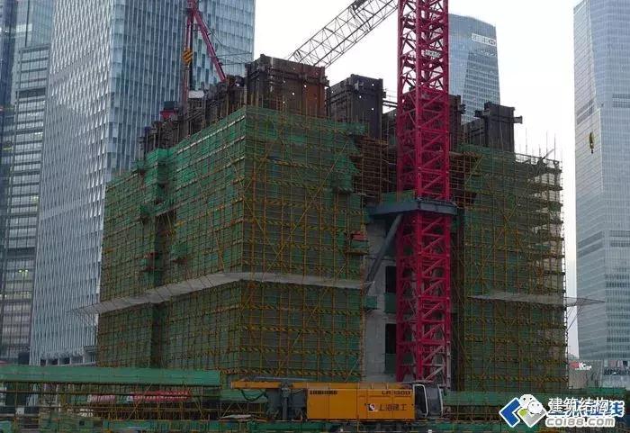 上海中心大厦127层怎么有632米,上海中心大厦632米127层内部