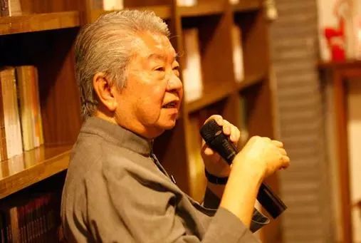 如果能选择我宁愿不长大,如果能选择我宁愿不嫁人