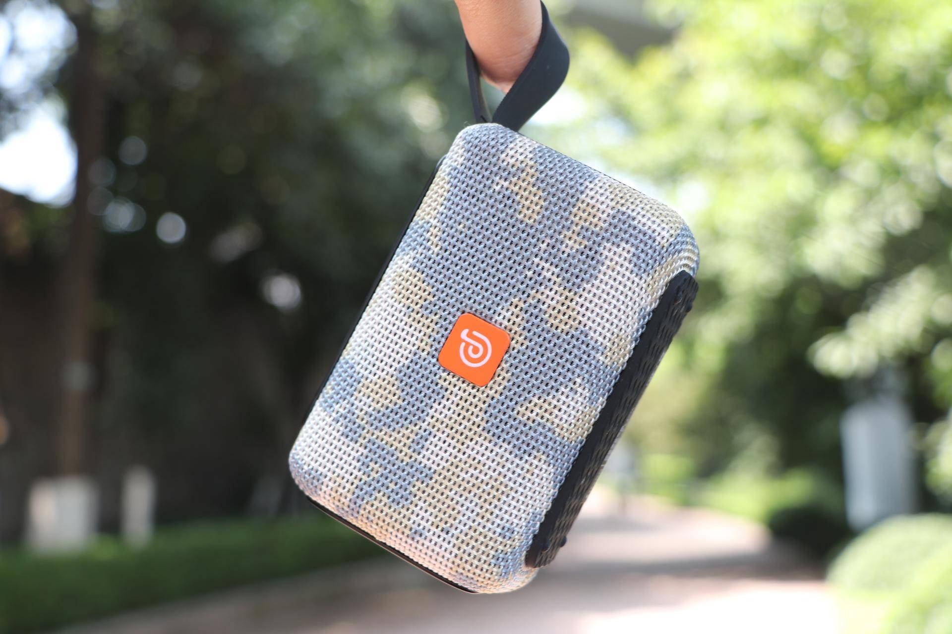 doss户外便携蓝牙音箱测评,doss1805户外便携蓝牙音箱测评