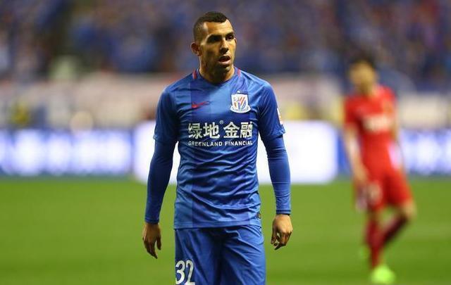 双面野兽特维斯：比梅西还红的国家英雄，在中超却成最无耻之徒！