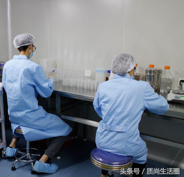 6款卫生巾柔软度测评,5g卫生巾评测视频