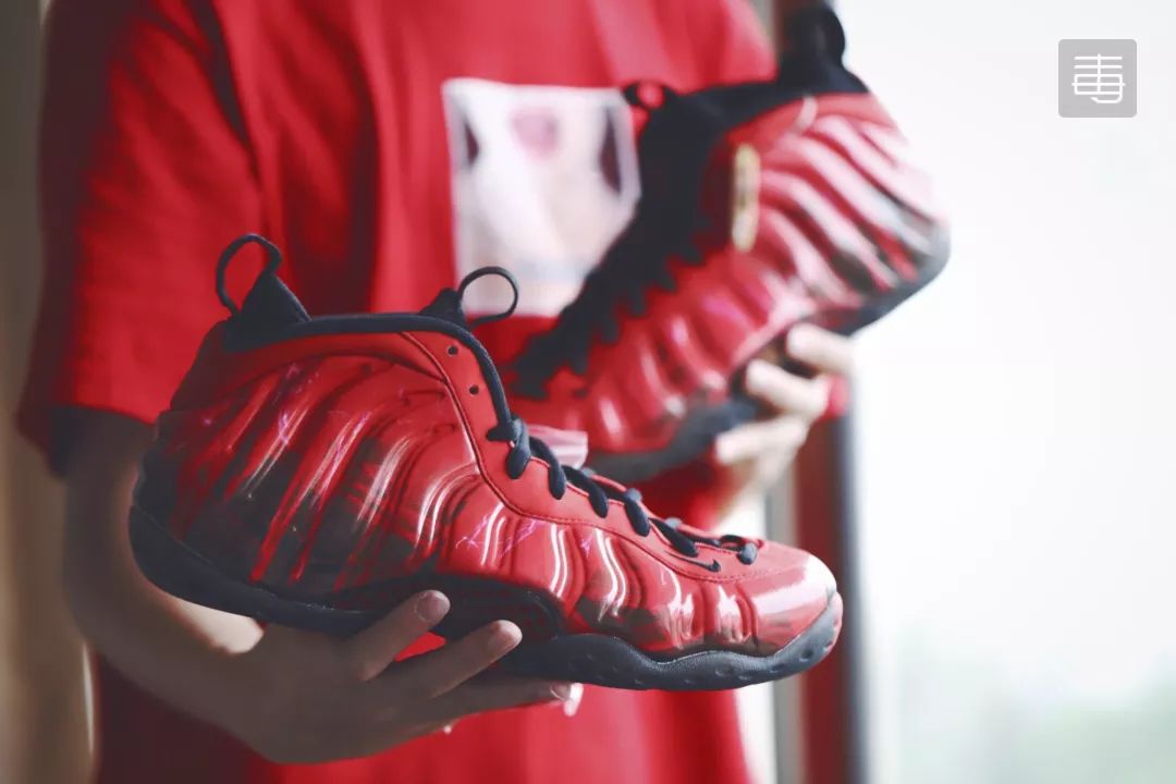 晒鞋丨用相机和鞋引爆这颗潮流*弹炸**