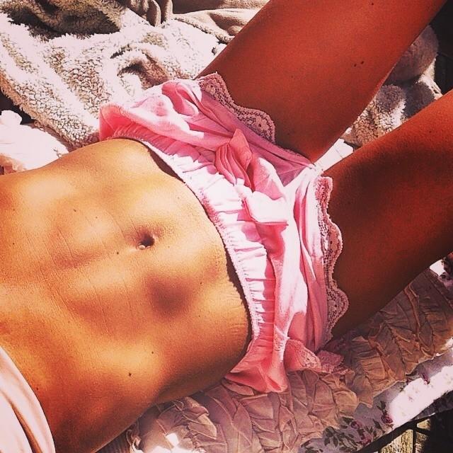 马甲线的训练方法七天一个动作,马甲线训练方法5天打卡1个动作