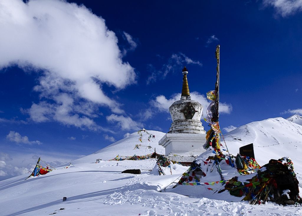 成都四姑娘山稻城亚丁路线,成都出发四姑娘山稻城旅游攻略