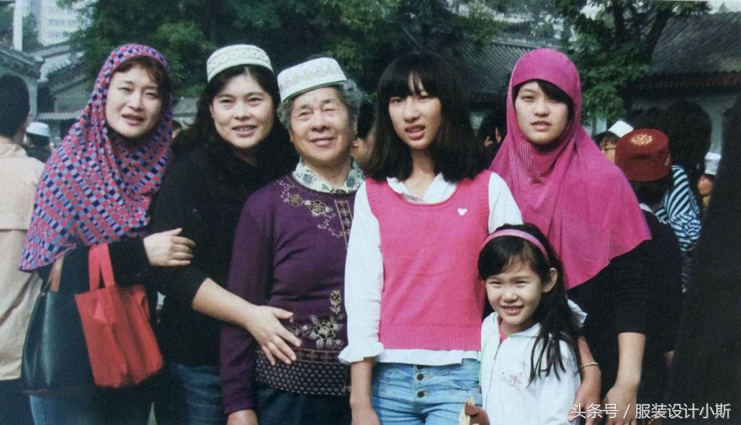 为啥少数民族衣服都那么好看,中国少数民族为什么少穿传统服装