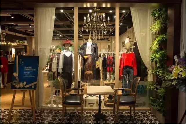 招了这些女装的mall，简直可以“躺赢”！