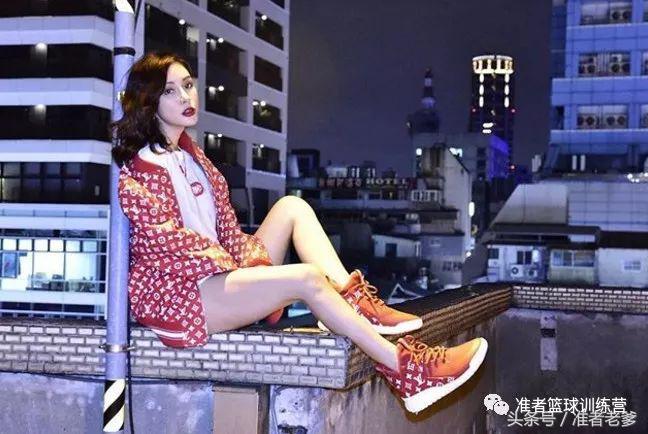 胸部撑起一滩水！被开价50万一晚，她是台湾超致命的Sneaker女孩