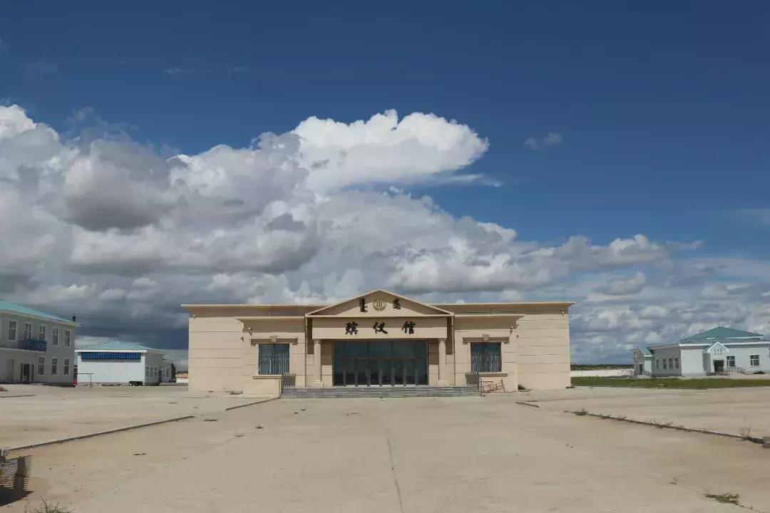 内蒙古呼伦贝尔大草原毁坏农田,内蒙古呼伦贝尔垃圾场