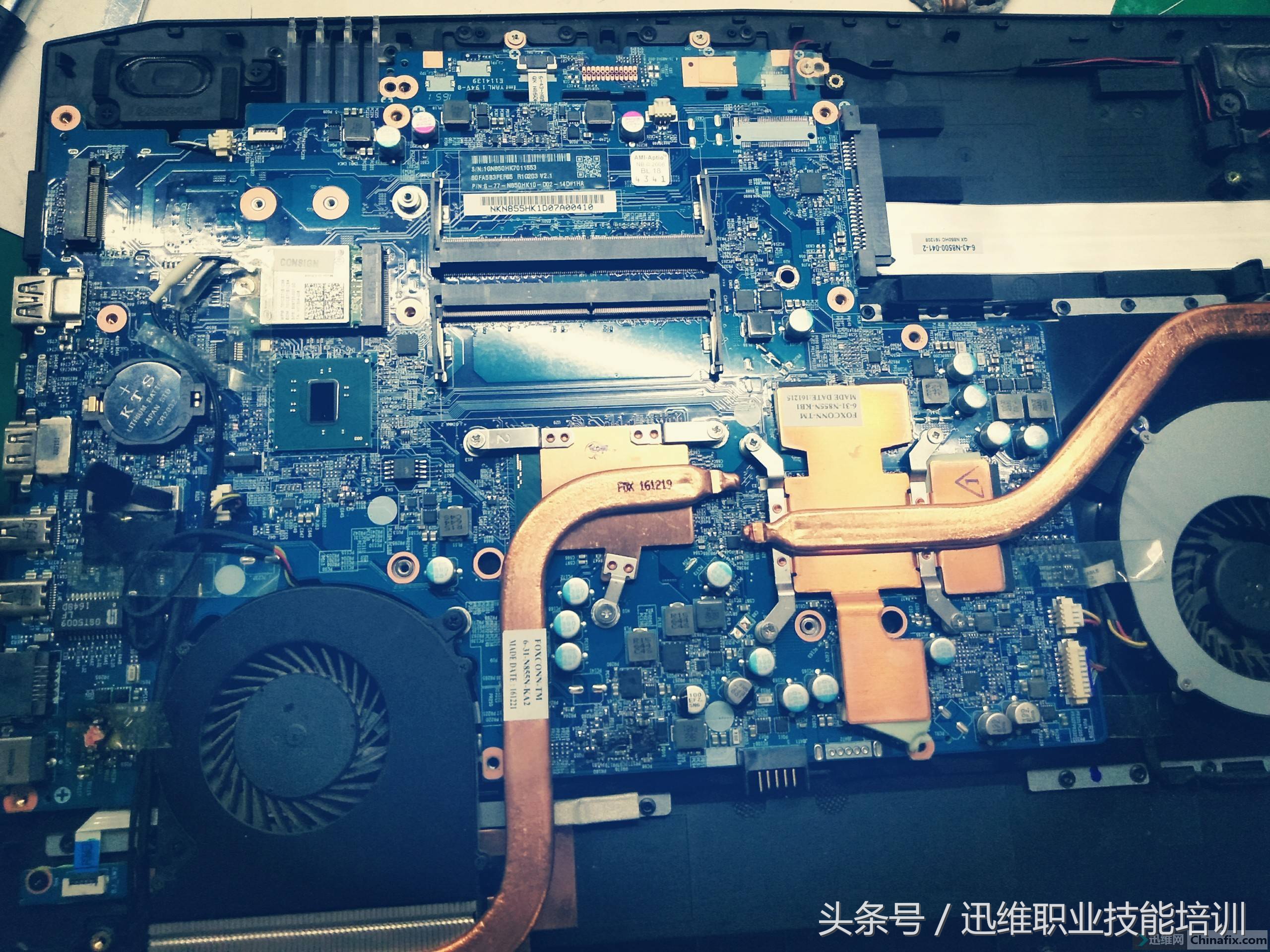 炫龙游戏本吃鸡时烧坏主板，大神“刮骨疗伤”，花了20元竟救活了