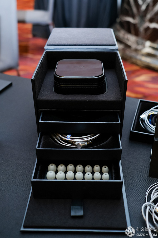 索尼sony初音限定版,索尼召开醇音系列音频产品发布会