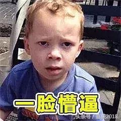 晒黑了穿什么衣服不显黑,皮肤晒黑了穿什么颜色的衣服显白