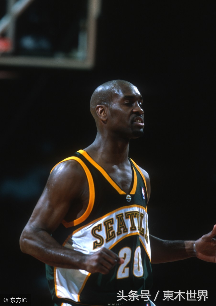 手套佩顿夺冠了吗,手套佩顿什么位置