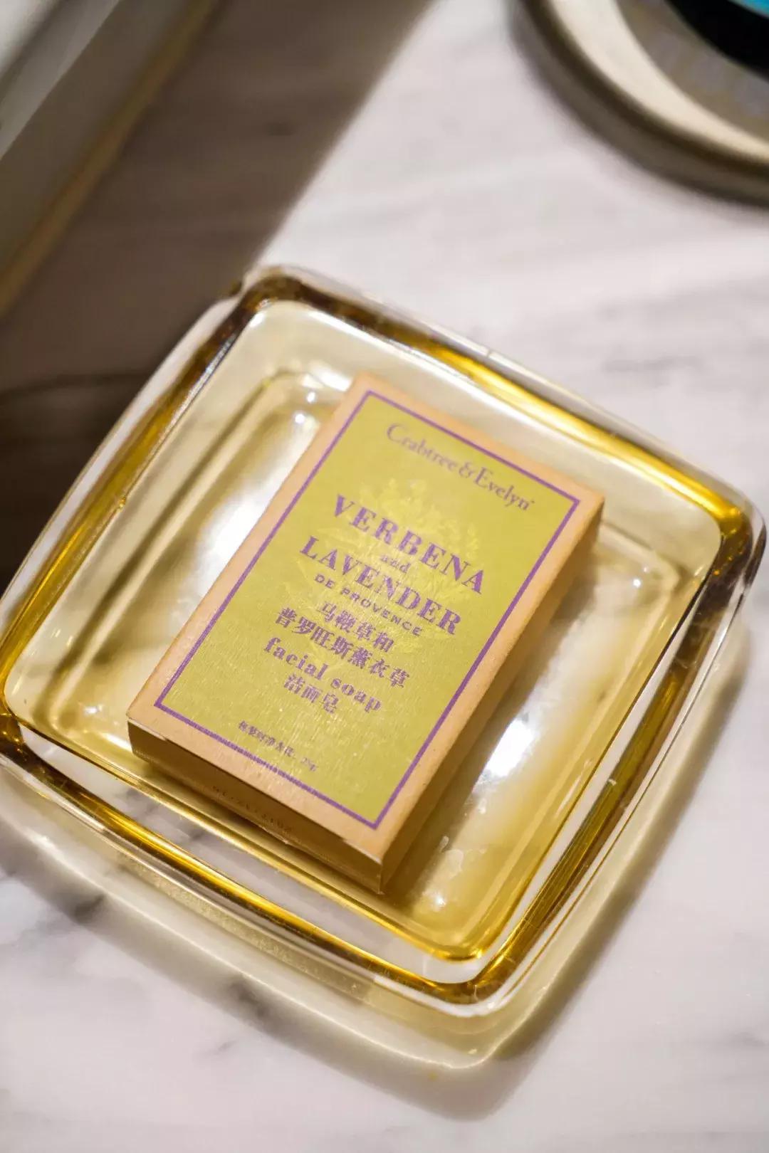 成都希尔顿酒店内部设施,成都希尔顿酒店