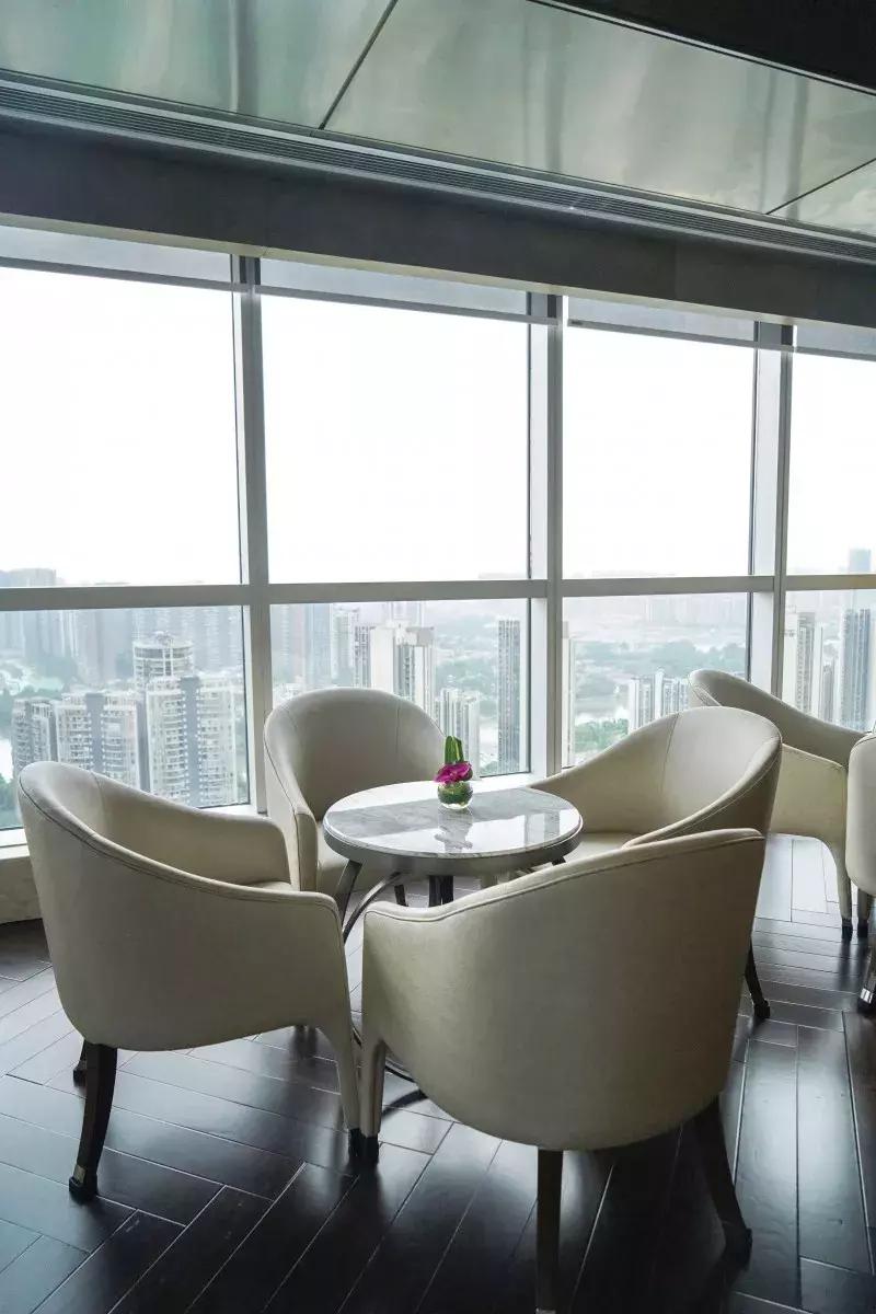 成都希尔顿酒店内部设施,成都希尔顿酒店