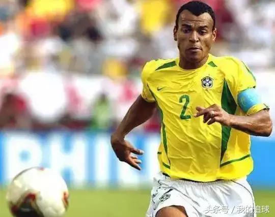 那些球场上的不可思议进球,足球赛场的那些精彩时刻